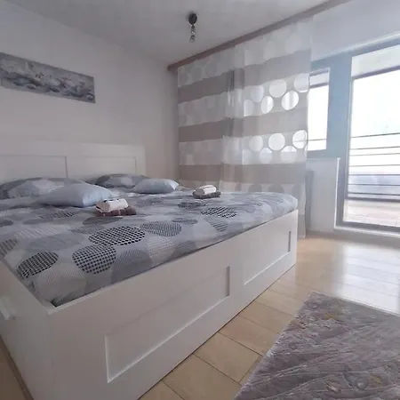 Apartment Panorama *